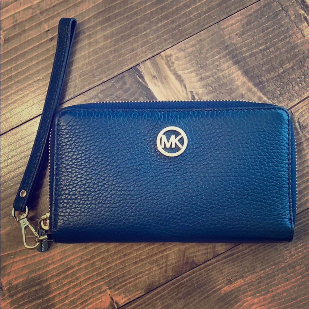 Michael Kors Navy Wallet